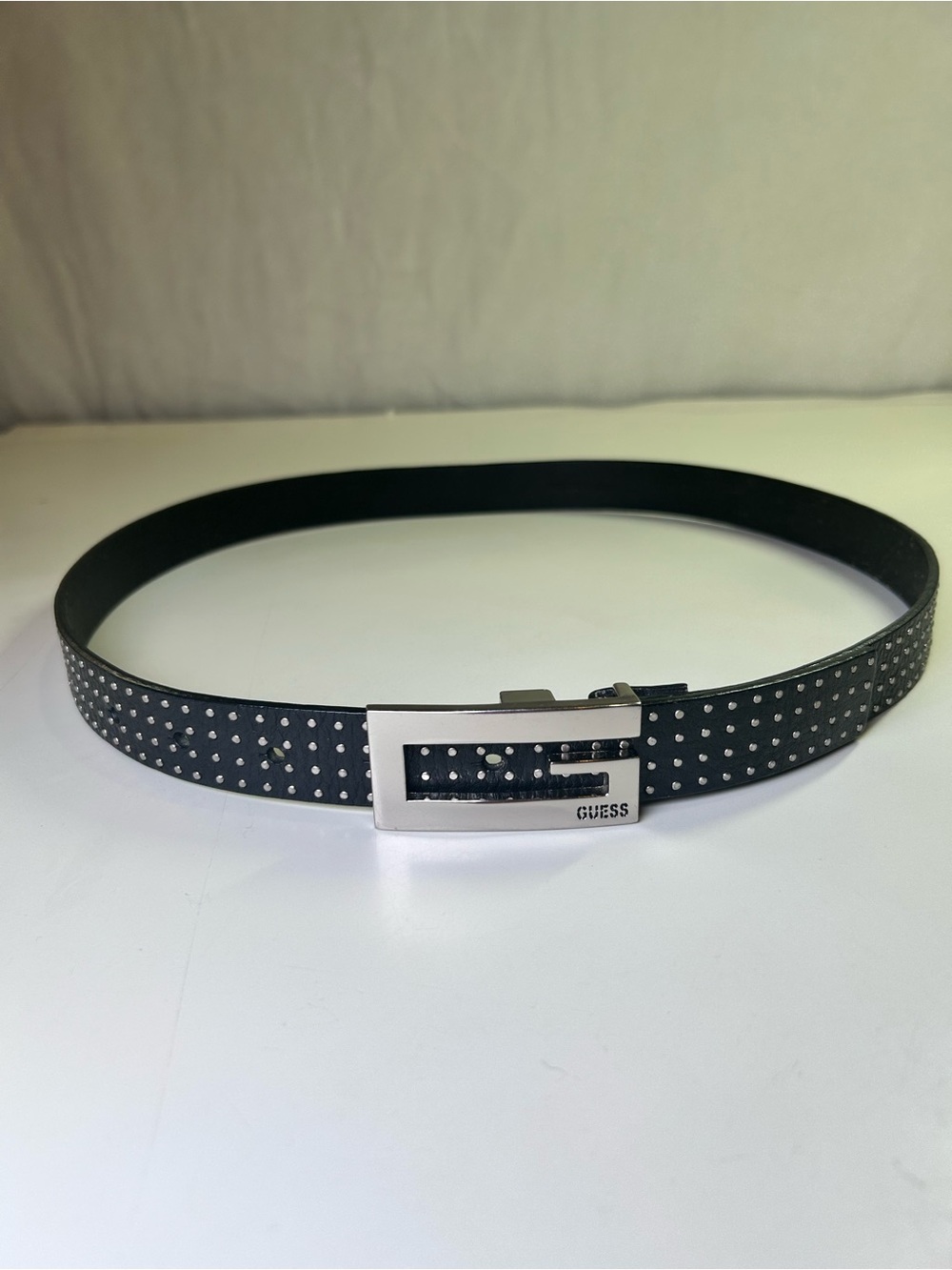 GUESS Italian Full Grain Leather Belt Black, Silver Studs Silver G Buckle Size M